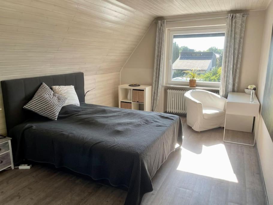 Appartamento Dein Idyllisches Zuhause Auf Zeit In Norderstedt Esterno foto
